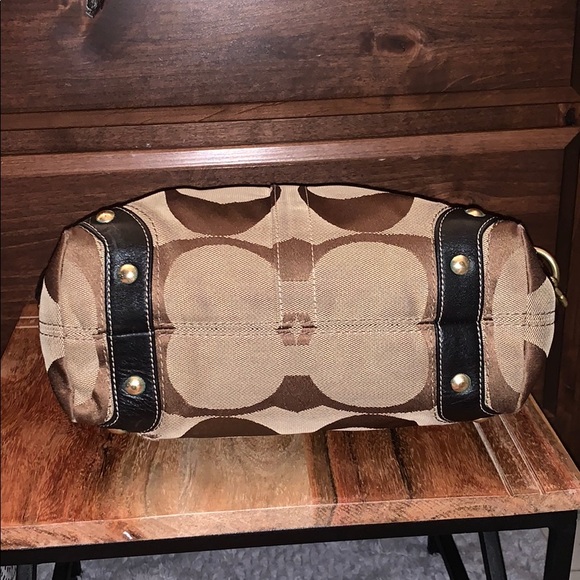 Coach Bag - Picture 3 of 6